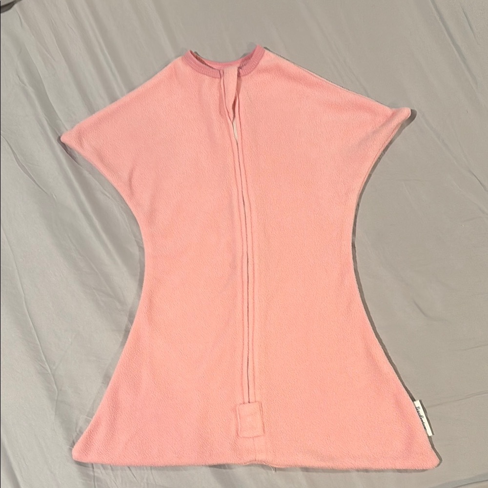 LIKE NEW! Winter Zipadee-zip, baby girl sleep sack, Pink Baby Swaddle Blanket